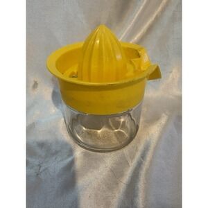 Gemco Manual Citrus Lemon Orange Juicer Yellow Plastic Glass Jar Base Vintage